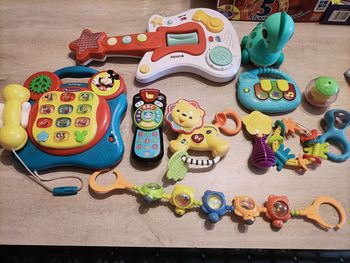 Lot jouet enfant 