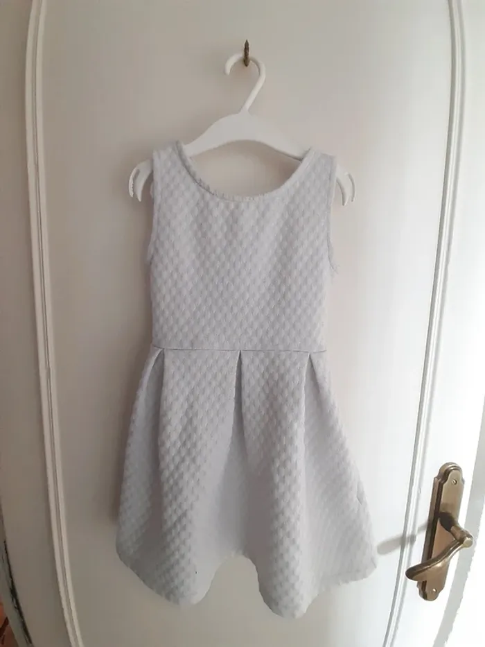 Robe patineuse blanche