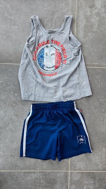 Debarderur et short France 8/10 ans