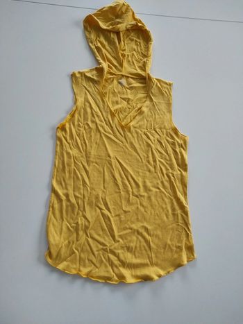 Top sans manche capuche