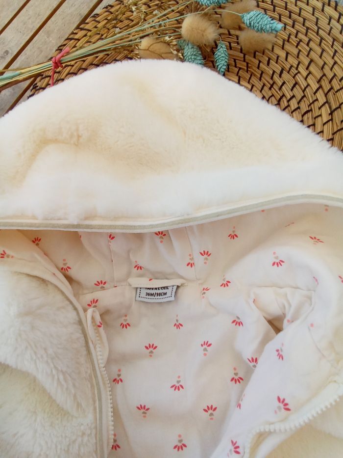 Veste crème en fausse fourrure avec capuche TAO taille 3 ans - photo numéro 4