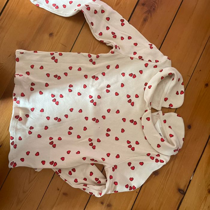 Lot de vêtements fille 4/5 ans - photo numéro 2