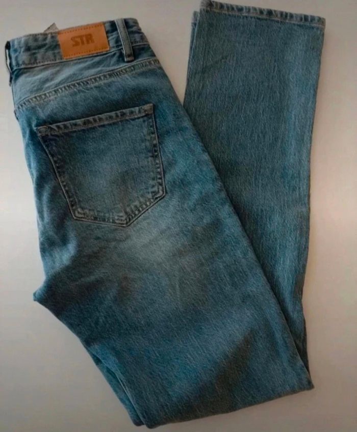 Lot de trois jeans flare Stradivarius, taille 36, neufs - photo numéro 1