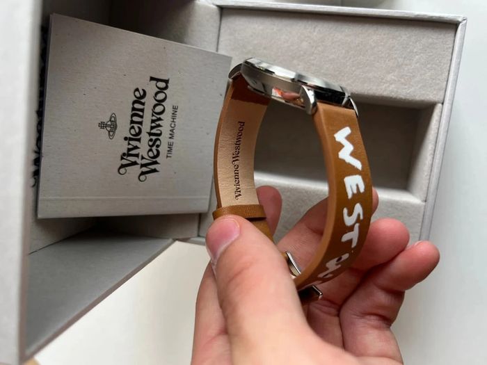 Montre Vivienne Westwood 37mm - photo numéro 5