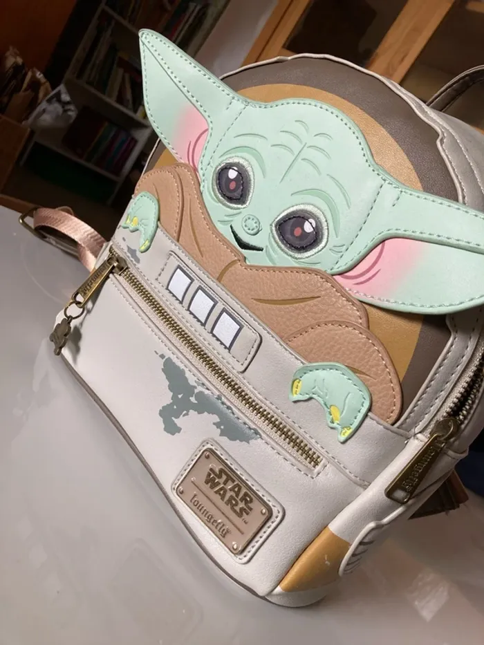 Loungefly bébé Yoda / Grogu - photo numéro 2