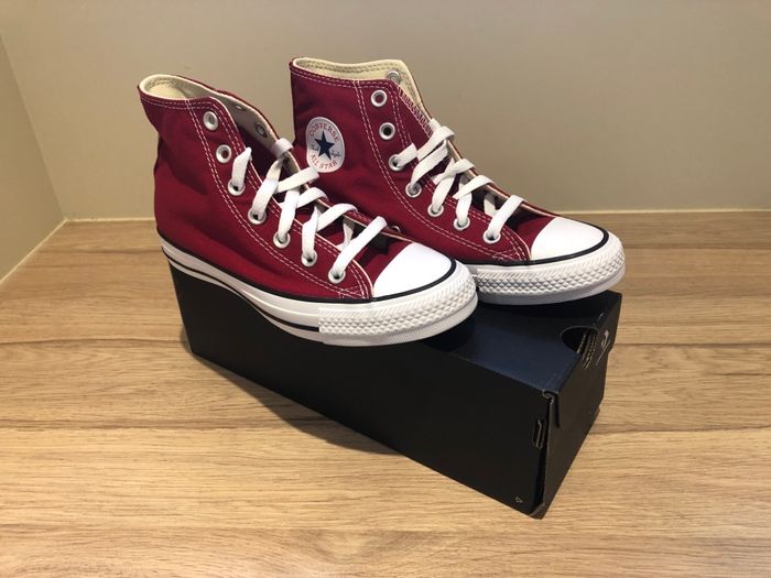 Basket converse neuve taille 39,5 - photo numéro 3