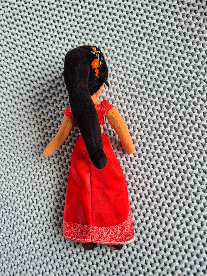 Elena d'Avalor - photo numéro 2