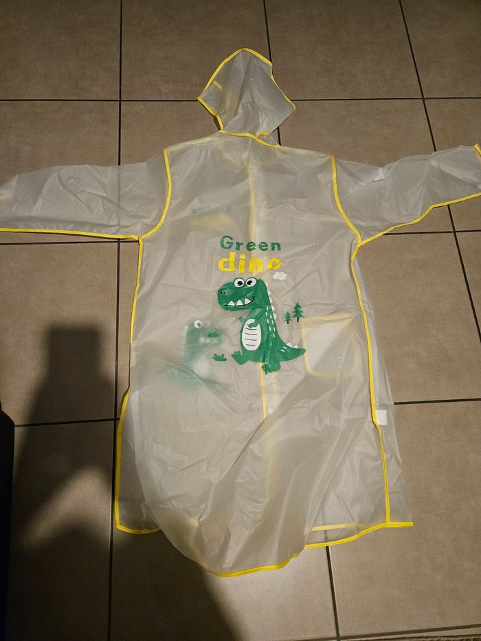 Imperméable dino - photo numéro 3