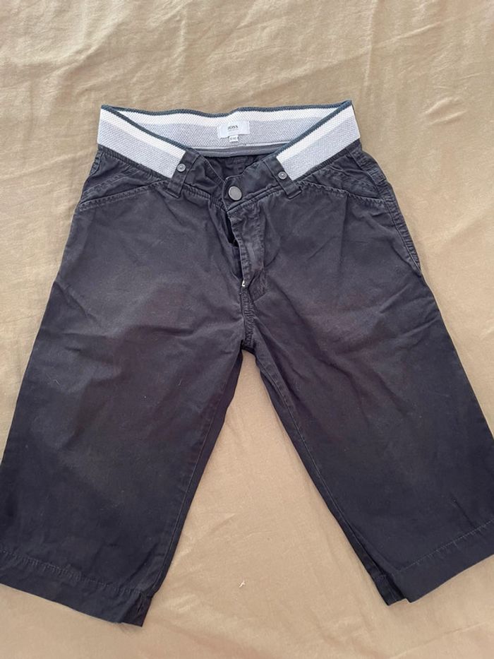 Bermuda hugo boss noir 12 ans