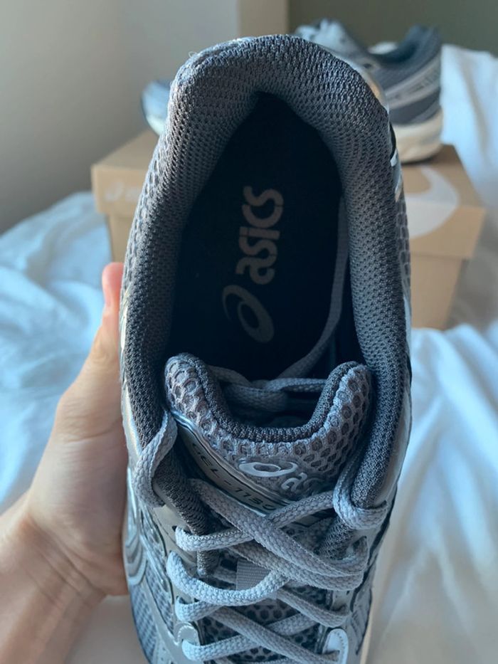 Baskets Basses Femme Asics Gel-1130 Grise Argenté - Taille 40.5 - photo numéro 3