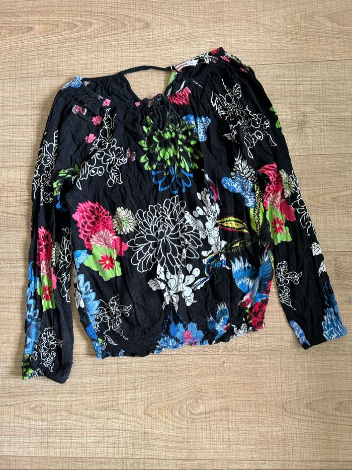 Blouse noire et fleurie à manches longues Desigual taille XS bon état - photo numéro 7