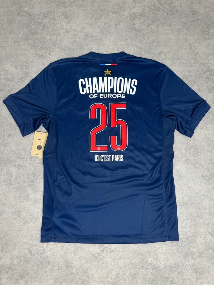 Maillot Collector Domicile Stadium PSG Nike 24/25  - Champions of Europe 2025 - photo numéro 3