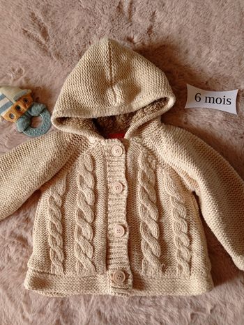 Veste torsadée doublée en 6 mois