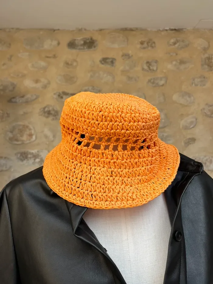 H&M - Chapeau hat style bob bucket orange néon - photo numéro 3