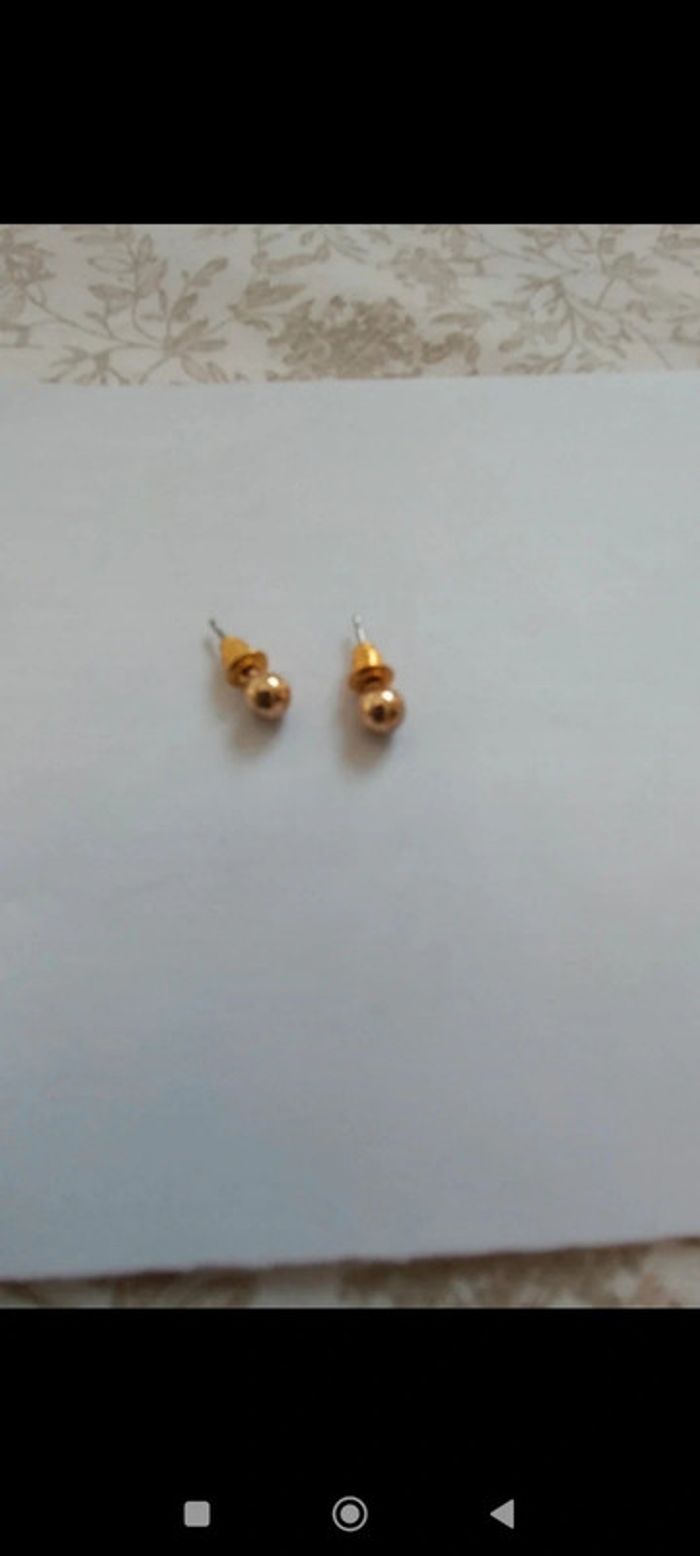 Boucles d'oreilles fantaisie - photo numéro 4
