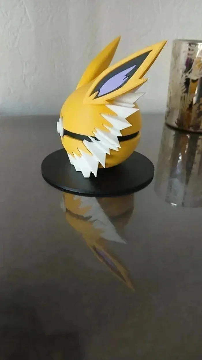 Pokeball Voltali - photo numéro 2