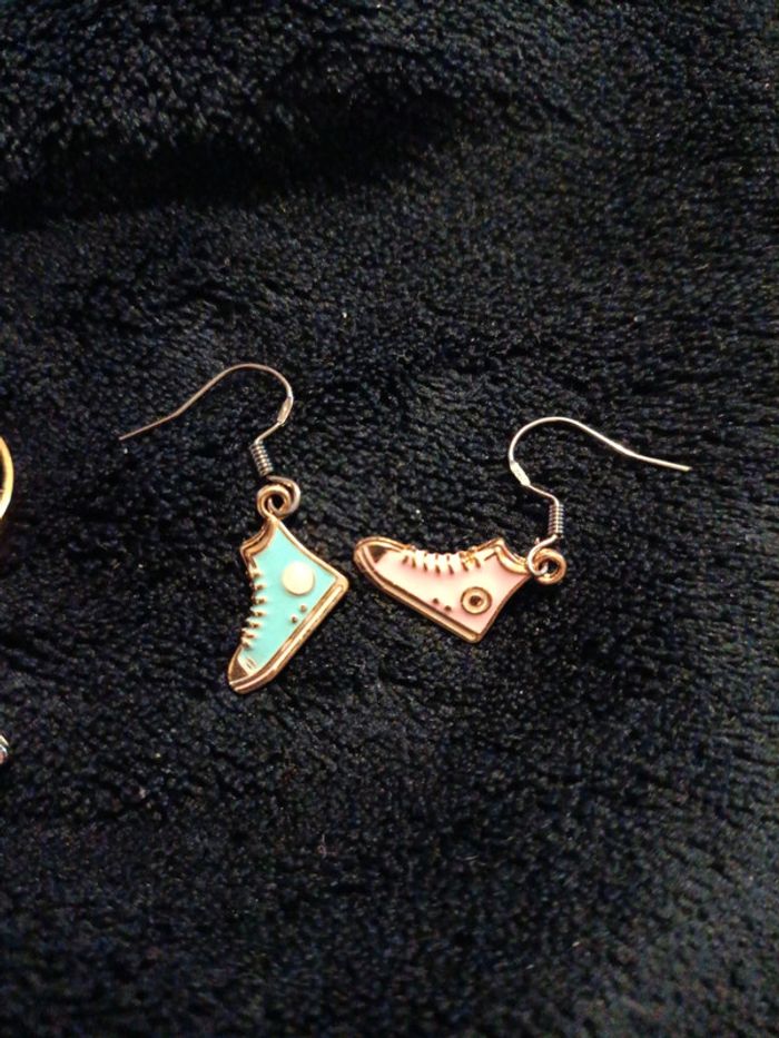 Lot bijoux bague ajustable et boucles d'oreilles - photo numéro 5