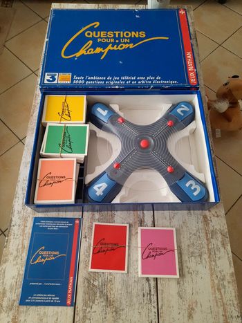 Jeu question pour un champion jeu état neuf