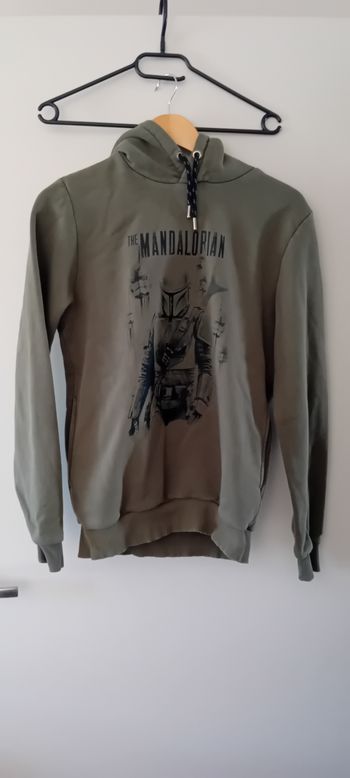 Sweat mandalorian