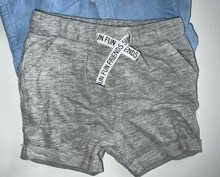 Lot chemise primark et short orchestra 6 mois - photo numéro 5