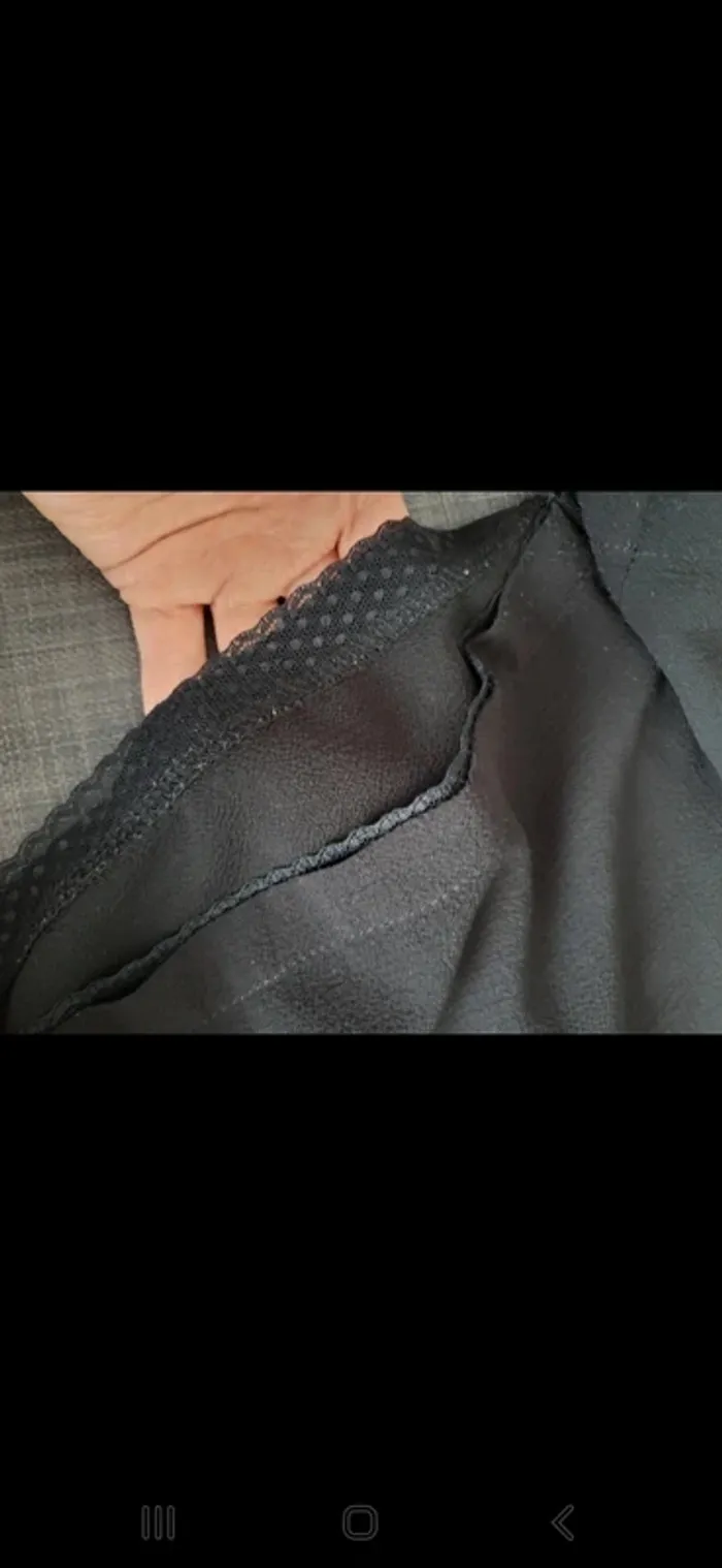 Short court noir - photo numéro 4