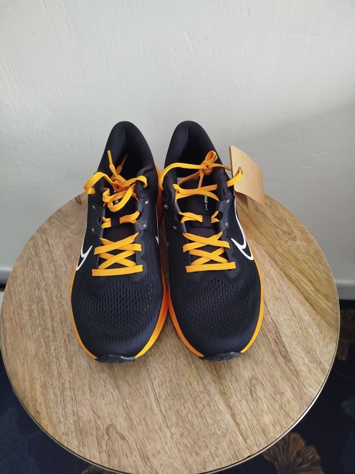 Baskets Nike T 42 - photo numéro 5