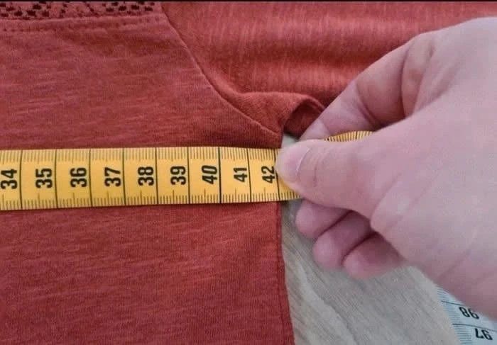 T-shirt demi manches longues taille S - photo numéro 9