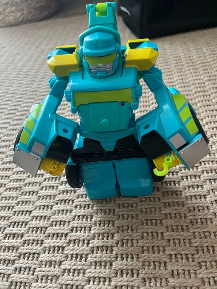 Lot de 2 figurines transformers - photo numéro 5