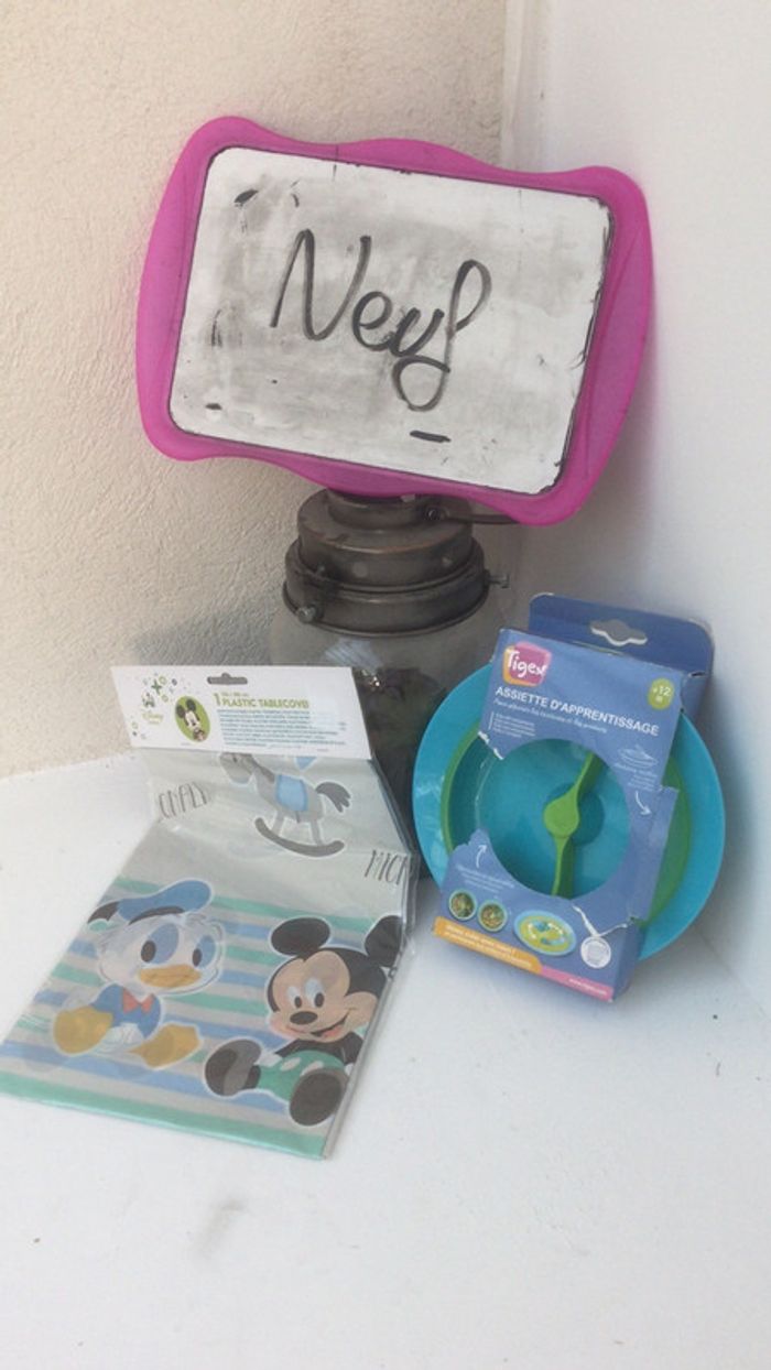Nappe et assiette bebe avec séparateur