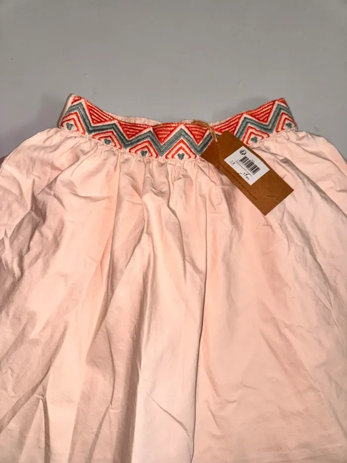 Jupe Disney  8 ans  Neuve - photo numéro 2