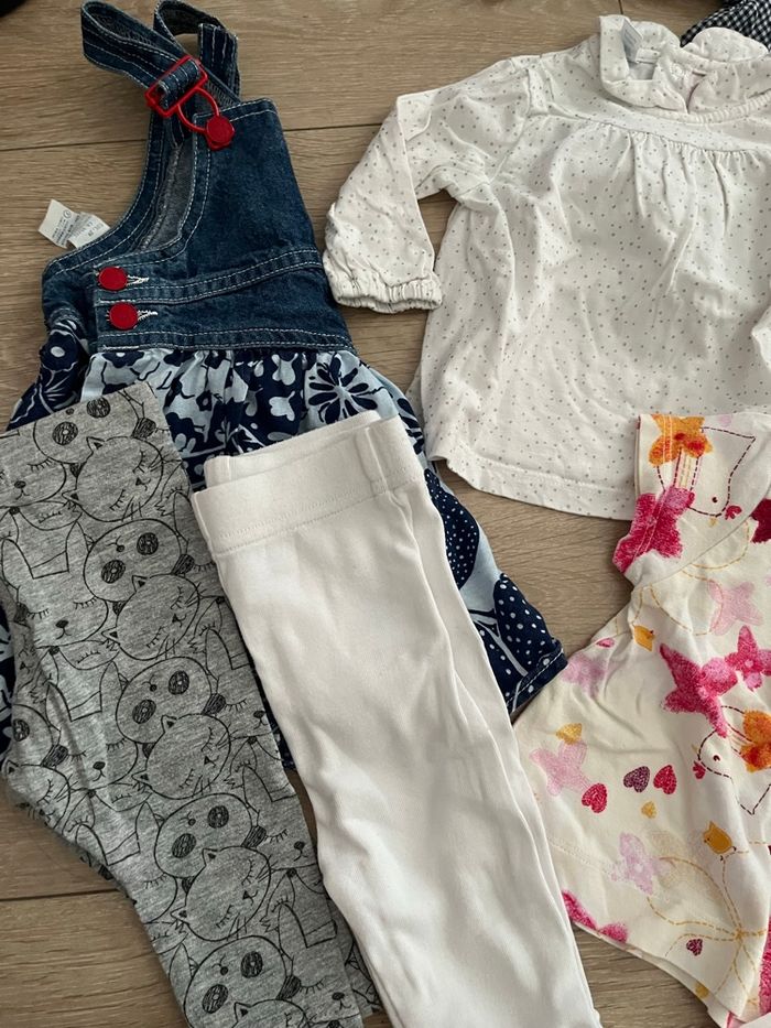 Lot 9 vêtements fille 3-6 mois - photo numéro 5
