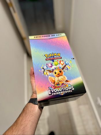 [NEUF] Display Bundle EV8.5 Pokémon Évolutions prismatiques