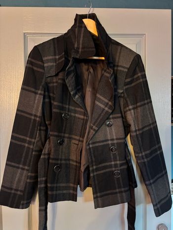 Veste courte à carreaux