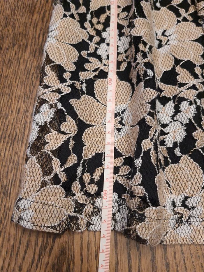 Jolie Robe dentelles Cassis collection fr 42 - photo numéro 11