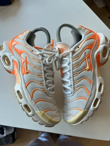 Nike Air Max Plus Atomic Orange 37.5