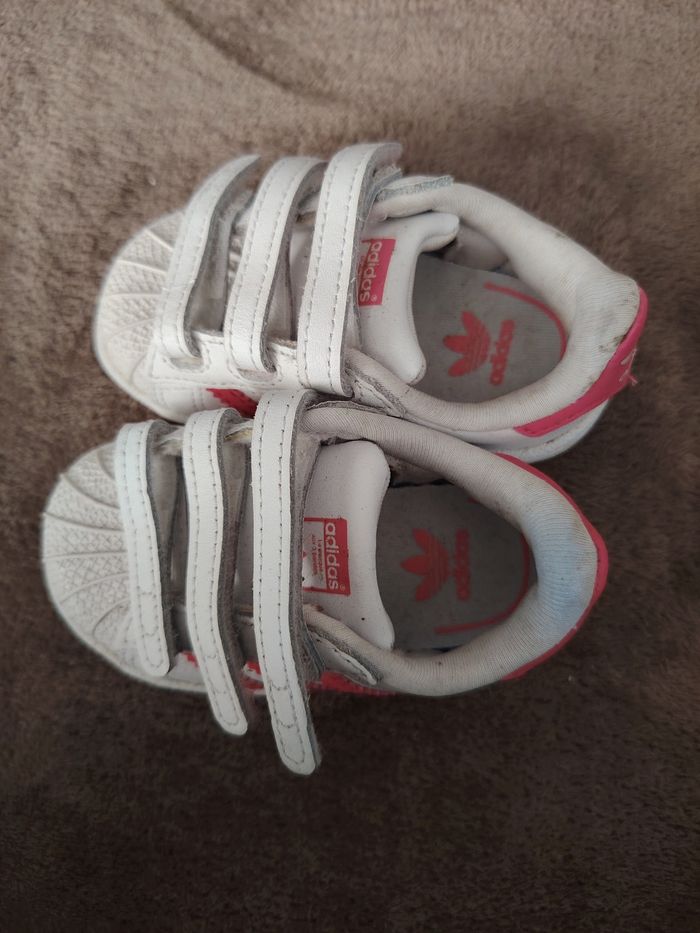 Basket Superstar bébé fille taille 19 - photo numéro 5