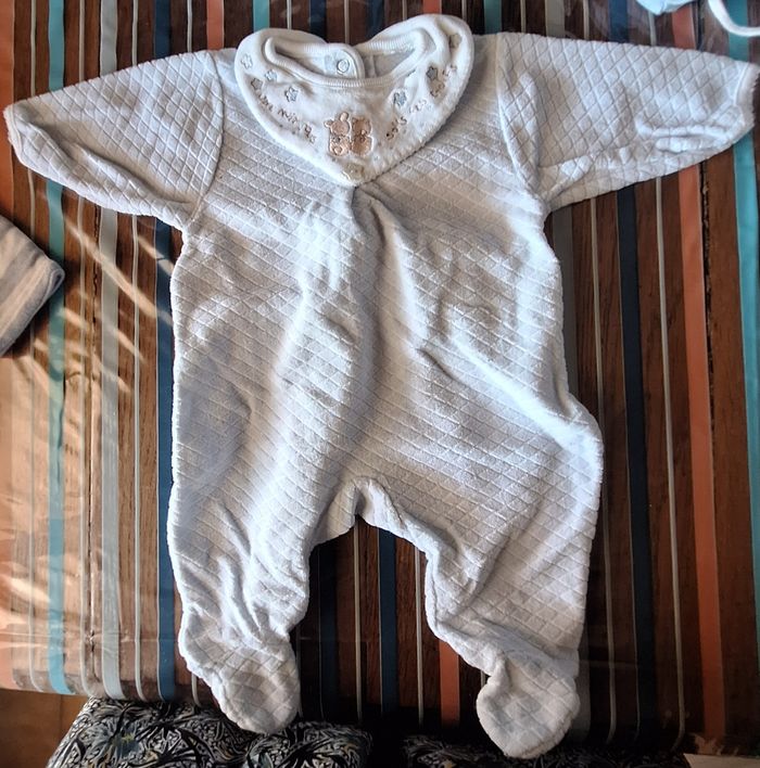 Lot 4 pyjamas naissance 2 - photo numéro 5