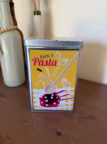 Boîte métal à Pasta