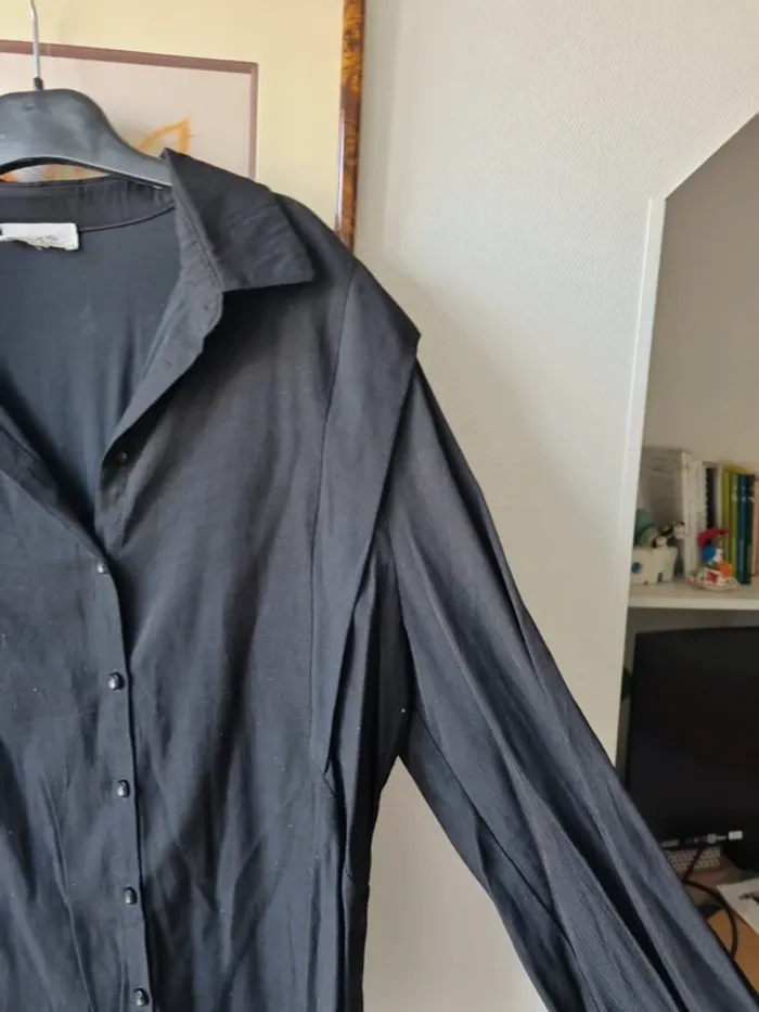 chemise noir ourlets epaulettes grace & mila - photo numéro 4