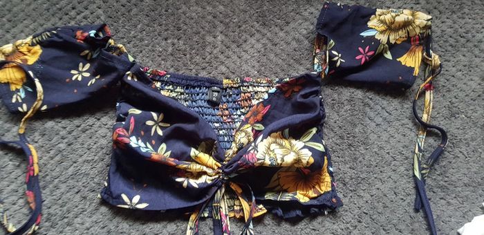 Ensemble jupe/boléro t.S - photo numéro 3