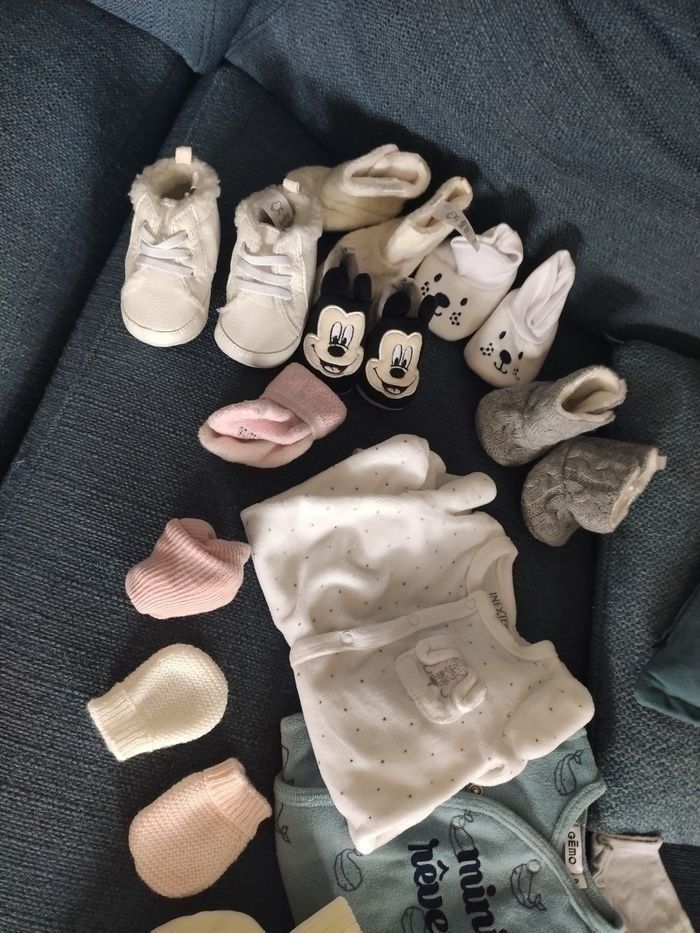Gros lot de vêtements bébé fille - photo numéro 5