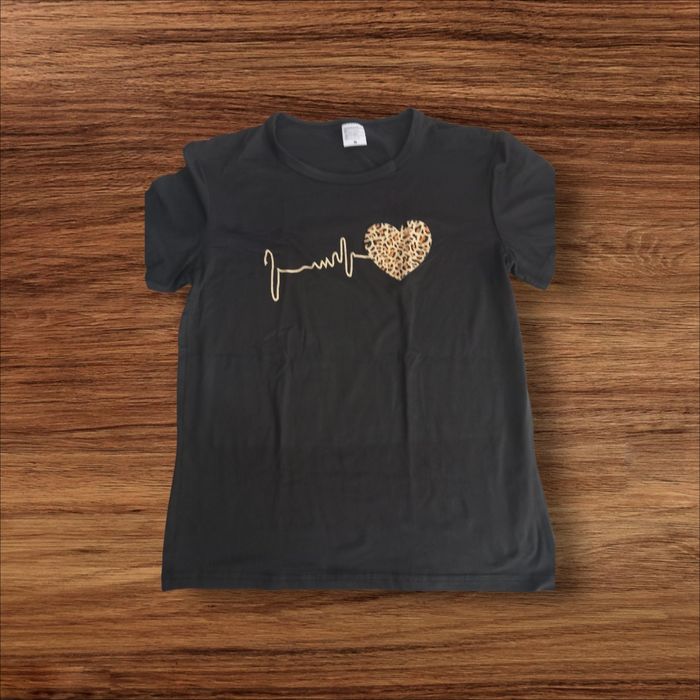 T-Shirt Noir Léopard Battement de Cœur Taille M - photo numéro 2
