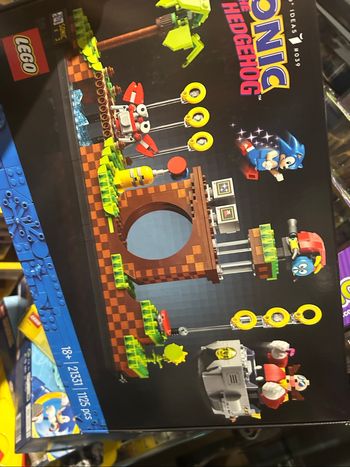 LEGO 21331 Ideas Sonic the Hedgehog Green Hill Zone