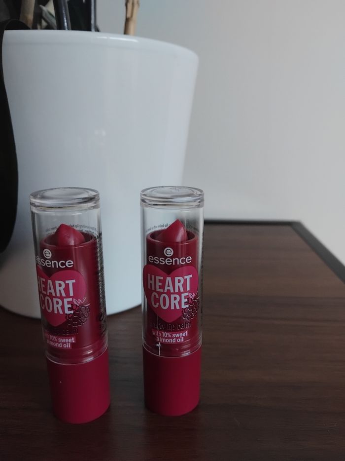 Baume à lèvre Esssence - photo numéro 2