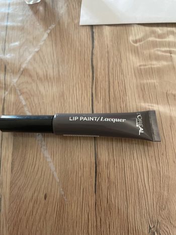 Rouge à lèvres marrons n°192