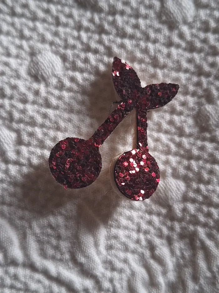 Broche Des petits hauts Pailletée
