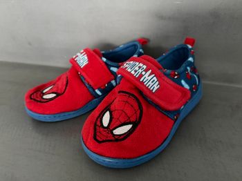 Chaussons enfant spiderman 32