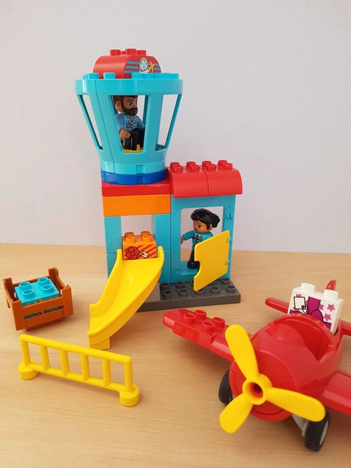 Lego Duplo aéroport et avion - photo numéro 7