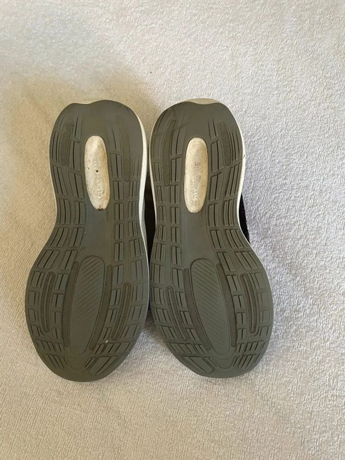 Paire de chaussure adidas p:36 - photo numéro 3