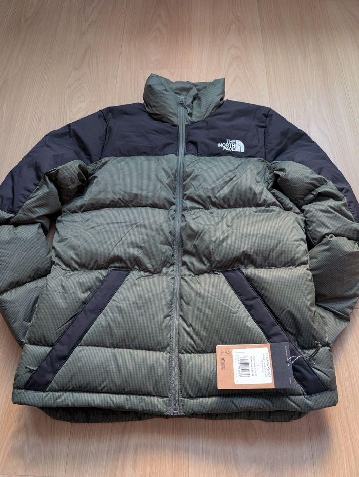 Doudoune The North Face -  Taille S - Neuf et authentique - photo numéro 2